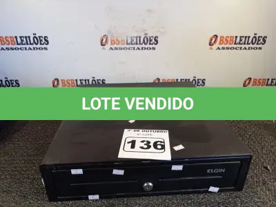 LOTE 136 - 01 GAVETA PARA CAIXA. (NO ESTADO) ATENÇÃO! FAZER A VISITAÇÃO ANTES DE ARREMATAR, NÃO SABEMOS SE FUNCIONA. LEILÃO NÃO TEM GARANTIA E NEM DEVOLUÇÃO, SUJEITO A POSSÍVEIS AVARIAS VISÍVEIS/OCULTAS E/OU AUSÊNCIA DE COMPONENTES.