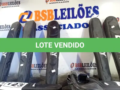 LOTE 123 - 10 DETECTORES DE METAL. (NO ESTADO) ATENÇÃO! FAZER A VISITAÇÃO ANTES DE ARREMATAR, NÃO SABEMOS SE FUNCIONA. LEILÃO NÃO TEM GARANTIA E NEM DEVOLUÇÃO, SUJEITO A POSSÍVEIS AVARIAS VISÍVEIS/OCULTAS E/OU AUSÊNCIA DE COMPONENTES.