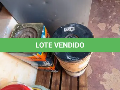 LOTE 033 - O1 LOTE COM PRIME E TINTAS DIVERSAS (NO ESTADO, NÃO SABEMOS SE FUNCIONA. LEILÃO NÃO TEM GARANTIA E NEM DEVOLUÇÃO).