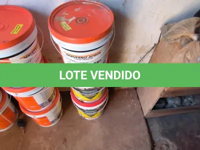LOTE 038 - 01 BALDE DE DENVERNIZ 02 BALDES DE IMPERMEABILIZANTES (NO ESTADO, NÃO SABEMOS SE FUNCIONA. LEILÃO NÃO TEM GARANTIA E NEM DEVOLUÇÃO).