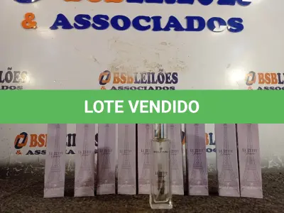 LOTE 014 - 10 PERFUMES LE PETIT 30ML. (NO ESTADO) ATENÇÃO! FAZER A VISITAÇÃO ANTES DE ARREMATAR, NÃO SABEMOS SE FUNCIONA. LEILÃO NÃO TEM GARANTIA E NEM DEVOLUÇÃO, SUJEITO A POSSÍVEIS AVARIAS VISÍVEIS/OCULTAS E/OU AUSÊNCIA DE COMPONENTES.