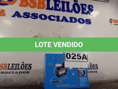 LOTE 025 - 01 COMPRESSOR DE AR PORTÁTIL 12V. (NO ESTADO) ATENÇÃO! FAZER A VISITAÇÃO ANTES DE ARREMATAR, NÃO SABEMOS SE FUNCIONA. LEILÃO NÃO TEM GARANTIA E NEM DEVOLUÇÃO, SUJEITO A POSSÍVEIS AVARIAS VISÍVEIS/OCULTAS E/OU AUSÊNCIA DE COMPONENTES.