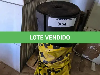 LOTE 054 - 01 ROLO DE ISOLANTE TÉRMICO (NO ESTADO, NÃO SABEMOS SE FUNCIONA. LEILÃO NÃO TEM GARANTIA E NEM DEVOLUÇÃO).