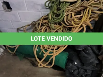 LOTE 060 - 01 LOTE COM TELAS DE PROTEÇÃO E CORDAS DIVERSAS (NO ESTADO, NÃO SABEMOS SE FUNCIONA. LEILÃO NÃO TEM GARANTIA E NEM DEVOLUÇÃO).