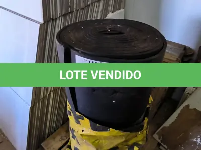 LOTE 054 - 01 ROLO DE ISOLANTE TÉRMICO (NO ESTADO, NÃO SABEMOS SE FUNCIONA. LEILÃO NÃO TEM GARANTIA E NEM DEVOLUÇÃO).