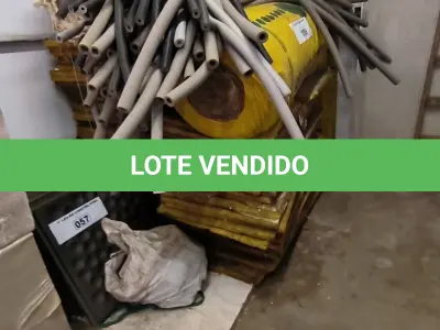 LOTE 059 - 01 LOTE COM MANTAS DE LÃ DE VIDRO (NO ESTADO, NÃO SABEMOS SE FUNCIONA. LEILÃO NÃO TEM GARANTIA E NEM DEVOLUÇÃO).