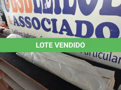 LOTE 031 - 01 - TAPETE CHARMIN RETANGULAR SHAGGY 150X200 CM (NO ESTADO, NÃO SABEMOS SE FUNCIONA. LEILÃO NÃO TEM GARANTIA E NEM DEVOLUÇÃO, SUJEITO A POSSÍVEIS AVARIAS VISÍVEIS/OCULTAS E/OU AUSÊNCIA DE COMPONENTES)