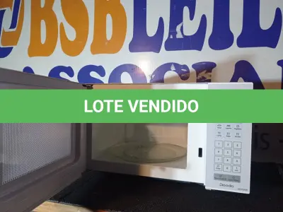 LOTE 060 - 01 - MICRO-ONDAS PANASONIC 21 LITROS 110VOLTS (NO ESTADO, NÃO SABEMOS SE FUNCIONA. LEILÃO NÃO TEM GARANTIA E NEM DEVOLUÇÃO, SUJEITO A POSSÍVEIS AVARIAS VISÍVEIS/OCULTAS E/OU AUSÊNCIA DE COMPONENTES)