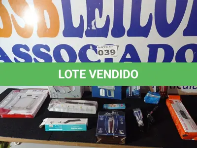 LOTE 039 - 12 – ITENS DIVERSOS (APROXIADAMENTE) (NO ESTADO, NÃO SABEMOS SE FUNCIONA. LEILÃO NÃO TEM GARANTIA E NEM DEVOLUÇÃO, SUJEITO A POSSÍVEIS AVARIAS VISÍVEIS/OCULTAS E/OU AUSÊNCIA DE COMPONENTES)