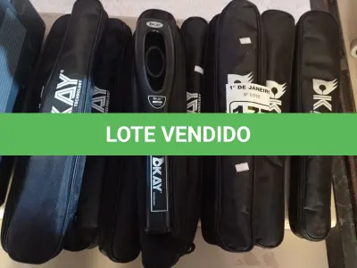 LOTE 177 - 10 DETECTORES DE METAIS. (NO ESTADO) ATENÇÃO! FAZER A VISITAÇÃO ANTES DE ARREMATAR, NÃO SABEMOS SE FUNCIONA. LEILÃO NÃO TEM GARANTIA E NEM DEVOLUÇÃO, SUJEITO A POSSÍVEIS AVARIAS VISÍVEIS/OCULTAS E/OU AUSÊNCIA DE COMPONENTES.