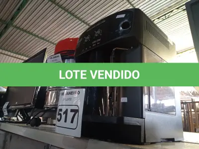 LOTE 517 - 01 CAFETEIRA DELONGHI. (NO ESTADO) ATENÇÃO! FAZER A VISITAÇÃO ANTES DE ARREMATAR, NÃO SABEMOS SE FUNCIONA. LEILÃO NÃO TEM GARANTIA E NEM DEVOLUÇÃO, SUJEITO A POSSÍVEIS AVARIAS VISÍVEIS/OCULTAS E/OU AUSÊNCIA DE COMPONENTES.
