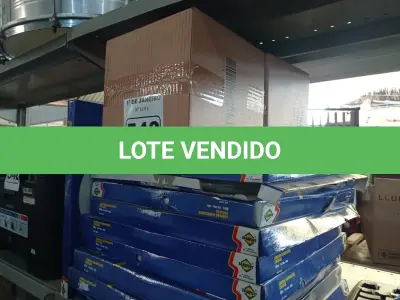 LOTE 543 - 01 LOTE COM VÁRIAS LÂMPADAS FLUORESCENTES. (NO ESTADO) ATENÇÃO! FAZER A VISITAÇÃO ANTES DE ARREMATAR, NÃO SABEMOS SE FUNCIONA. LEILÃO NÃO TEM GARANTIA E NEM DEVOLUÇÃO, SUJEITO A POSSÍVEIS AVARIAS VISÍVEIS/OCULTAS E/OU AUSÊNCIA DE COMPONENTES.