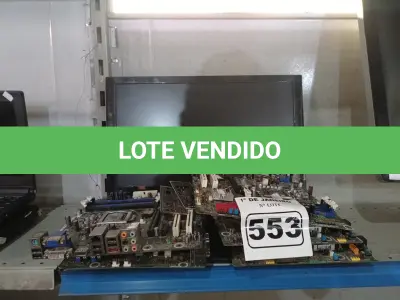 LOTE 553 - 02 MONITORES E 05 PLACAS MÃE MARCAS E MODELOS DIVERSOS. (NO ESTADO) ATENÇÃO! FAZER A VISITAÇÃO ANTES DE ARREMATAR, NÃO SABEMOS SE FUNCIONA. LEILÃO NÃO TEM GARANTIA E NEM DEVOLUÇÃO, SUJEITO A POSSÍVEIS AVARIAS VISÍVEIS/OCULTAS E/OU AUSÊNCIA DE COMPONENTES.