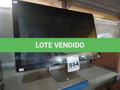 LOTE 554 - 01 COMPUTADOR MACINTOSH. (NO ESTADO) ATENÇÃO! FAZER A VISITAÇÃO ANTES DE ARREMATAR, NÃO SABEMOS SE FUNCIONA. LEILÃO NÃO TEM GARANTIA E NEM DEVOLUÇÃO, SUJEITO A POSSÍVEIS AVARIAS VISÍVEIS/OCULTAS E/OU AUSÊNCIA DE COMPONENTES.