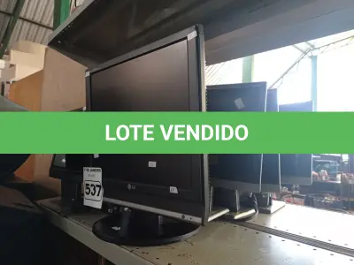 LOTE 537 - 08 MONITORES MARCAS E MODELOS DIVERSOS. (NO ESTADO) ATENÇÃO! FAZER A VISITAÇÃO ANTES DE ARREMATAR, NÃO SABEMOS SE FUNCIONA. LEILÃO NÃO TEM GARANTIA E NEM DEVOLUÇÃO, SUJEITO A POSSÍVEIS AVARIAS VISÍVEIS/OCULTAS E/OU AUSÊNCIA DE COMPONENTES.