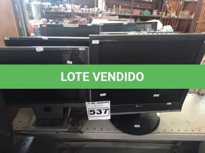 LOTE 537 - 08 MONITORES MARCAS E MODELOS DIVERSOS. (NO ESTADO) ATENÇÃO! FAZER A VISITAÇÃO ANTES DE ARREMATAR, NÃO SABEMOS SE FUNCIONA. LEILÃO NÃO TEM GARANTIA E NEM DEVOLUÇÃO, SUJEITO A POSSÍVEIS AVARIAS VISÍVEIS/OCULTAS E/OU AUSÊNCIA DE COMPONENTES.