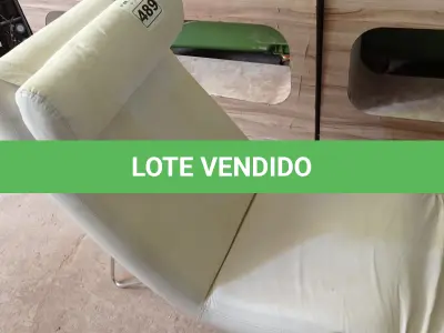 LOTE 489 - 01 DIVÃ. (NO ESTADO) ATENÇÃO! FAZER A VISITAÇÃO ANTES DE ARREMATAR, NÃO SABEMOS SE FUNCIONA. LEILÃO NÃO TEM GARANTIA E NEM DEVOLUÇÃO, SUJEITO A POSSÍVEIS AVARIAS VISÍVEIS/OCULTAS E/OU AUSÊNCIA DE COMPONENTES.