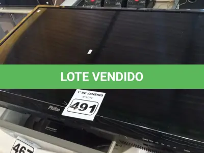 LOTE 491 - 01 TV PHILCO 40” POL. (NO ESTADO) ATENÇÃO! FAZER A VISITAÇÃO ANTES DE ARREMATAR, NÃO SABEMOS SE FUNCIONA. LEILÃO NÃO TEM GARANTIA E NEM DEVOLUÇÃO, SUJEITO A POSSÍVEIS AVARIAS VISÍVEIS/OCULTAS E/OU AUSÊNCIA DE COMPONENTES.