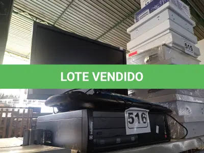 LOTE 516 - 01 CPU, 01 MONITOR, 01 TECLADO E 01 MOUSE. (NO ESTADO) ATENÇÃO! FAZER A VISITAÇÃO ANTES DE ARREMATAR, NÃO SABEMOS SE FUNCIONA. LEILÃO NÃO TEM GARANTIA E NEM DEVOLUÇÃO, SUJEITO A POSSÍVEIS AVARIAS VISÍVEIS/OCULTAS E/OU AUSÊNCIA DE COMPONENTES.