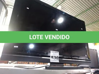 LOTE 530 - 01 TV SONY TELA DE CRISTAL LÍQUIDO 40” POL. (NO ESTADO) ATENÇÃO! FAZER A VISITAÇÃO ANTES DE ARREMATAR, NÃO SABEMOS SE FUNCIONA. LEILÃO NÃO TEM GARANTIA E NEM DEVOLUÇÃO, SUJEITO A POSSÍVEIS AVARIAS VISÍVEIS/OCULTAS E/OU AUSÊNCIA DE COMPONENTES.