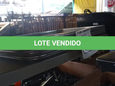 LOTE 533 - 01 LOTE COM VÁRIAS BANDEJAS EM INOX. (NO ESTADO) ATENÇÃO! FAZER A VISITAÇÃO ANTES DE ARREMATAR, NÃO SABEMOS SE FUNCIONA. LEILÃO NÃO TEM GARANTIA E NEM DEVOLUÇÃO, SUJEITO A POSSÍVEIS AVARIAS VISÍVEIS/OCULTAS E/OU AUSÊNCIA DE COMPONENTES.