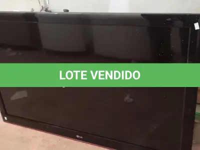 LOTE 573 - 01 TV LG 42” POL. (NO ESTADO) ATENÇÃO! FAZER A VISITAÇÃO ANTES DE ARREMATAR, NÃO SABEMOS SE FUNCIONA. LEILÃO NÃO TEM GARANTIA E NEM DEVOLUÇÃO, SUJEITO A POSSÍVEIS AVARIAS VISÍVEIS/OCULTAS E/OU AUSÊNCIA DE COMPONENTES.