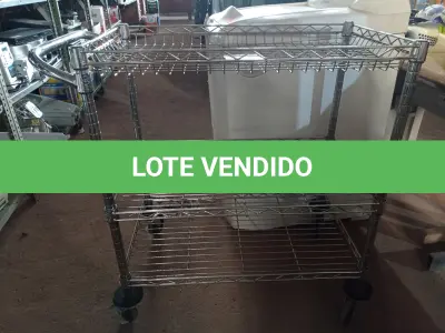 LOTE 178 - 01 CARRINHO PARA TRANSPORTE DE UTENSILIOS COM TRES DIVISOES. (NO ESTADO) ATENÇÃO! FAZER A VISITAÇÃO ANTES DE ARREMATAR, NÃO SABEMOS SE FUNCIONA. LEILÃO NÃO TEM GARANTIA E NEM DEVOLUÇÃO, SUJEITO A POSSÍVEIS AVARIAS VISÍVEIS/OCULTAS E/OU AUSÊNCIA DE COMPONENTES.