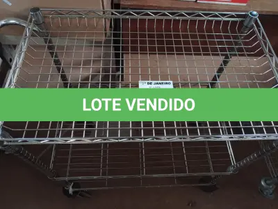 LOTE 177 - 01 CARRINHO PARA TRANSPORTE DE UTENSILIOS COM TRES DIVISOES. (NO ESTADO) ATENÇÃO! FAZER A VISITAÇÃO ANTES DE ARREMATAR, NÃO SABEMOS SE FUNCIONA. LEILÃO NÃO TEM GARANTIA E NEM DEVOLUÇÃO, SUJEITO A POSSÍVEIS AVARIAS VISÍVEIS/OCULTAS E/OU AUSÊNCIA DE COMPONENTES.