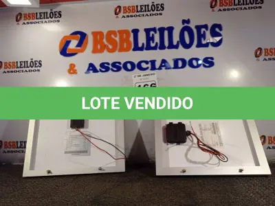 LOTE 166 - 02 PAINÉIS SOLARES 18V 10W.  (NO ESTADO) ATENÇÃO! FAZER A VISITAÇÃO ANTES DE ARREMATAR, NÃO SABEMOS SE FUNCIONA. LEILÃO NÃO TEM GARANTIA E NEM DEVOLUÇÃO, SUJEITO A POSSÍVEIS AVARIAS VISÍVEIS/OCULTAS E/OU AUSÊNCIA DE COMPONENTES.