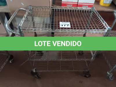 LOTE 177 - 01 CARRINHO PARA TRANSPORTE DE UTENSILIOS COM TRES DIVISOES. (NO ESTADO) ATENÇÃO! FAZER A VISITAÇÃO ANTES DE ARREMATAR, NÃO SABEMOS SE FUNCIONA. LEILÃO NÃO TEM GARANTIA E NEM DEVOLUÇÃO, SUJEITO A POSSÍVEIS AVARIAS VISÍVEIS/OCULTAS E/OU AUSÊNCIA DE COMPONENTES.