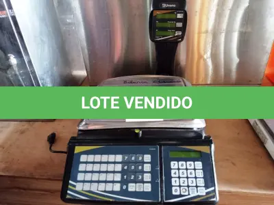 LOTE 157 - 01 BALANÇA ETIQUETADORA URANO ATÉ 30KG. (NO ESTADO, NÃO SABEMOS SE FUNCIONA. LEILÃO NÃO TEM GARANTIA E NEM DEVOLUÇÃO).