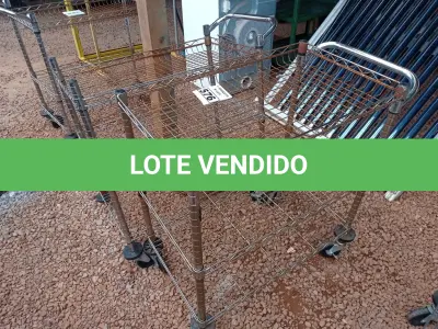 LOTE 576 - 02 CARRINHOS PARA TRANSPORTE DE ALIMENTOS. (NO ESTADO) ATENÇÃO! FAZER A VISITAÇÃO ANTES DE ARREMATAR, NÃO SABEMOS SE FUNCIONA. LEILÃO NÃO TEM GARANTIA E NEM DEVOLUÇÃO, SUJEITO A POSSÍVEIS AVARIAS VISÍVEIS/OCULTAS E/OU AUSÊNCIA DE COMPONENTES.