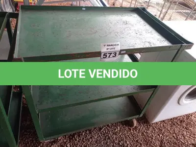 LOTE 573 - 01 CARRINHO DE FERRO COM RODINHAS E 03 BANDEJAS. (NO ESTADO) ATENÇÃO! FAZER A VISITAÇÃO ANTES DE ARREMATAR, NÃO SABEMOS SE FUNCIONA. LEILÃO NÃO TEM GARANTIA E NEM DEVOLUÇÃO, SUJEITO A POSSÍVEIS AVARIAS VISÍVEIS/OCULTAS E/OU AUSÊNCIA DE COMPONENTES.