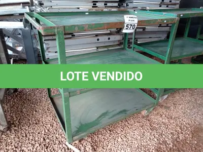 LOTE 570 - 01 CARRINHO DE FERRO COM RODINHAS E 03 BANDEJAS. (NO ESTADO) ATENÇÃO! FAZER A VISITAÇÃO ANTES DE ARREMATAR, NÃO SABEMOS SE FUNCIONA. LEILÃO NÃO TEM GARANTIA E NEM DEVOLUÇÃO, SUJEITO A POSSÍVEIS AVARIAS VISÍVEIS/OCULTAS E/OU AUSÊNCIA DE COMPONENTES.