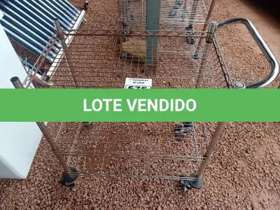 LOTE 575 - 01 CARRINHO PARA TRANSPORTE DE ALIMENTOS. (NO ESTADO) ATENÇÃO! FAZER A VISITAÇÃO ANTES DE ARREMATAR, NÃO SABEMOS SE FUNCIONA. LEILÃO NÃO TEM GARANTIA E NEM DEVOLUÇÃO, SUJEITO A POSSÍVEIS AVARIAS VISÍVEIS/OCULTAS E/OU AUSÊNCIA DE COMPONENTES.
