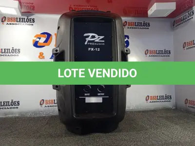 LOTE 567 - 01 CAIXA DE SOM PZ PROPASSIVE PX-12. (NO ESTADO) ATENÇÃO! FAZER A VISITAÇÃO ANTES DE ARREMATAR, NÃO SABEMOS SE FUNCIONA. LEILÃO NÃO TEM GARANTIA E NEM DEVOLUÇÃO, SUJEITO A POSSÍVEIS AVARIAS VISÍVEIS/OCULTAS E/OU AUSÊNCIA DE COMPONENTES.
