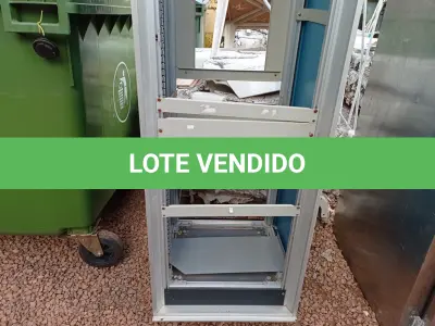 LOTE 344 - 01 RACK INCOMPLETO. (NO ESTADO) ATENÇÃO! FAZER A VISITAÇÃO ANTES DE ARREMATAR, NÃO SABEMOS SE FUNCIONA. LEILÃO NÃO TEM GARANTIA E NEM DEVOLUÇÃO, SUJEITO A POSSÍVEIS AVARIAS VISÍVEIS/OCULTAS E/OU AUSÊNCIA DE COMPONENTES.