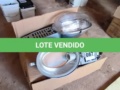 LOTE 087 - 04 LUMINÁRIAS PARA PORTES