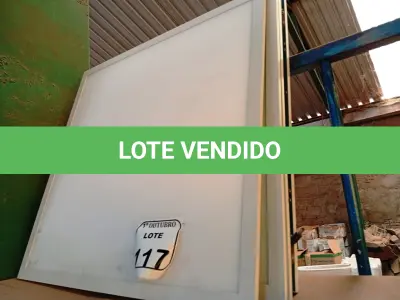 LOTE 117 - 05 PAINÉIS DE LED QUADRADOS. (NO ESTADO) ATENÇÃO! FAZER A VISITAÇÃO ANTES DE ARREMATAR, NÃO SABEMOS SE FUNCIONA. LEILÃO NÃO TEM GARANTIA E NEM DEVOLUÇÃO, SUJEITO A POSSÍVEIS AVARIAS VISÍVEIS/OCULTAS E/OU AUSÊNCIA DE COMPONENTES.
