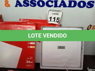 LOTE 115 - 01 LOTE COM DIVERSAS LUMINÁRIAS PAINEL DE LED. (NO ESTADO) ATENÇÃO! FAZER A VISITAÇÃO ANTES DE ARREMATAR, NÃO SABEMOS SE FUNCIONA. LEILÃO NÃO TEM GARANTIA E NEM DEVOLUÇÃO, SUJEITO A POSSÍVEIS AVARIAS VISÍVEIS/OCULTAS E/OU AUSÊNCIA DE COMPONENTES.