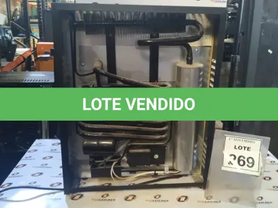 LOTE 269 - 01 FRIGOBAR. (NO ESTADO) ATENÇÃO! FAZER A VISITAÇÃO ANTES DE ARREMATAR, NÃO SABEMOS SE FUNCIONA, LEILÃO NÃO TEM GARANTIA E NEM DEVOLUÇÃO, SUJEITO A POSSÍVEIS AVARIAS VISÍVEIS/OCULTAS E/OU AUSÊNCIA DE COMPONENTES.