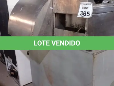 LOTE 365 - 01 COIFA EM INOX, 01 SUCATA DE FOGÃO INDUSTRIAL E 01 FRITADEIRA EM INIX. (NO ESTADO) ATENÇÃO! FAZER A VISITAÇÃO ANTES DE ARREMATAR, NÃO SABEMOS SE FUNCIONA, LEILÃO NÃO TEM GARANTIA E NEM DEVOLUÇÃO, SUJEITO A POSSÍVEIS AVARIAS VISÍVEIS/OCULTAS E/OU AUSÊNCIA DE COMPONENTES.