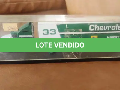 LOTE 196 - 01 CAMINHÃO SEMI-CAMINHÃO COM CABINE FUNDIDA EM ESCALA 1:87 DA RACING CHAMPIONS #33 HARRY GANT, 1994 E2,COMPRADA EM LOJAS DE ANTIGUIDADES DOS EUA. (NO ESTADO) ATENÇÃO! FAZER A VISITAÇÃO ANTES DE ARREMATAR, NÃO SABEMOS SE FUNCIONA, LEILÃO NÃO TEM GARANTIA E NEM DEVOLUÇÃO, SUJEITO A POSSÍVEIS AVARIAS VISÍVEIS/OCULTAS E/OU AUSÊNCIA DE COMPONENTES.