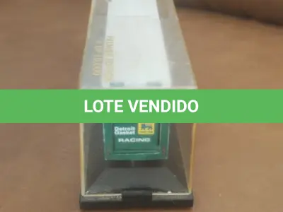 LOTE 196 - 01 CAMINHÃO SEMI-CAMINHÃO COM CABINE FUNDIDA EM ESCALA 1:87 DA RACING CHAMPIONS #33 HARRY GANT, 1994 E2,COMPRADA EM LOJAS DE ANTIGUIDADES DOS EUA. (NO ESTADO) ATENÇÃO! FAZER A VISITAÇÃO ANTES DE ARREMATAR, NÃO SABEMOS SE FUNCIONA, LEILÃO NÃO TEM GARANTIA E NEM DEVOLUÇÃO, SUJEITO A POSSÍVEIS AVARIAS VISÍVEIS/OCULTAS E/OU AUSÊNCIA DE COMPONENTES.