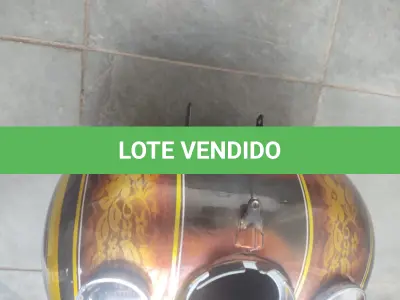 LOTE 392 - 01 TANQUE DE MOTO ROAD PERSONALIZADO. (NO ESTADO) ATENÇÃO! FAZER A VISITAÇÃO ANTES DE ARREMATAR, NÃO SABEMOS SE FUNCIONA, LEILÃO NÃO TEM GARANTIA E NEM DEVOLUÇÃO, SUJEITO A POSSÍVEIS AVARIAS VISÍVEIS/OCULTAS E/OU AUSÊNCIA DE COMPONENTES.