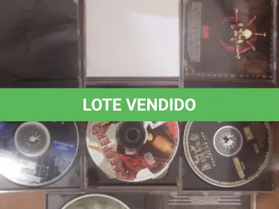 LOTE 471 - 01 COLEÇÃO CDS DE JOGOS PARA PC ANTIGOS. (NO ESTADO) ATENÇÃO! FAZER A VISITAÇÃO ANTES DE ARREMATAR, NÃO SABEMOS SE FUNCIONA, LEILÃO NÃO TEM GARANTIA E NEM DEVOLUÇÃO, SUJEITO A POSSÍVEIS AVARIAS VISÍVEIS/OCULTAS E/OU AUSÊNCIA DE COMPONENTES.