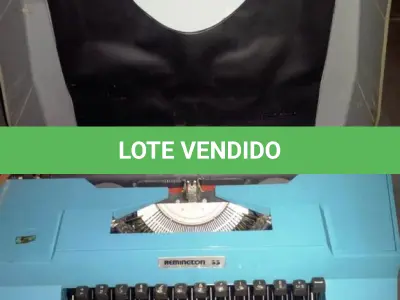 LOTE 444 - 01 MÁQUINA DE ESCREVER ANTIGA  REMINGTON 33. (NO ESTADO) ATENÇÃO! FAZER A VISITAÇÃO ANTES DE ARREMATAR, NÃO SABEMOS SE FUNCIONA, LEILÃO NÃO TEM GARANTIA E NEM DEVOLUÇÃO, SUJEITO A POSSÍVEIS AVARIAS VISÍVEIS/OCULTAS E/OU AUSÊNCIA DE COMPONENTES.