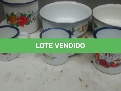 LOTE 522 - 01 LOTE COM VASILHAS ESMALTADAS ANTIGAS VARIOS MODELOS