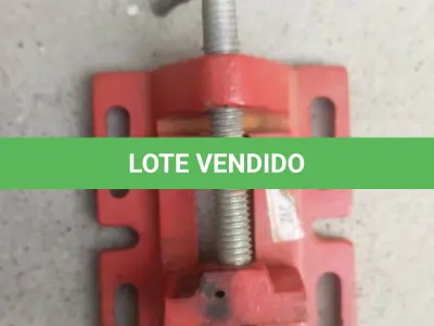 LOTE 494 - 01 LOTE COM FERRAMENTAS DIVERSAS. (NO ESTADO) ATENÇÃO! FAZER A VISITAÇÃO ANTES DE ARREMATAR, NÃO SABEMOS SE FUNCIONA, LEILÃO NÃO TEM GARANTIA E NEM DEVOLUÇÃO, SUJEITO A POSSÍVEIS AVARIAS VISÍVEIS/OCULTAS E/OU AUSÊNCIA DE COMPONENTES.