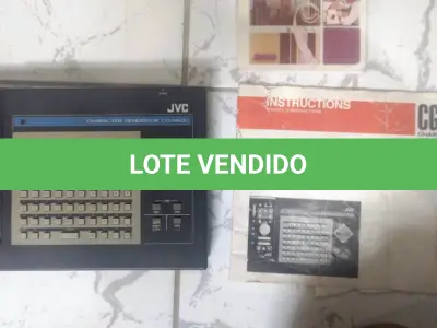 LOTE 498 - 01 LOTE COM DIVERSOS ÍTENS MESA DE EDIÇÃO, DIGITAL VOICE IMPRESSORA DE FOTOS FUNCIONANDO MANUAL HP. (NO ESTADO) ATENÇÃO! FAZER A VISITAÇÃO ANTES DE ARREMATAR, NÃO SABEMOS SE FUNCIONA, LEILÃO NÃO TEM GARANTIA E NEM DEVOLUÇÃO, SUJEITO A POSSÍVEIS AVARIAS VISÍVEIS/OCULTAS E/OU AUSÊNCIA DE COMPONENTES.